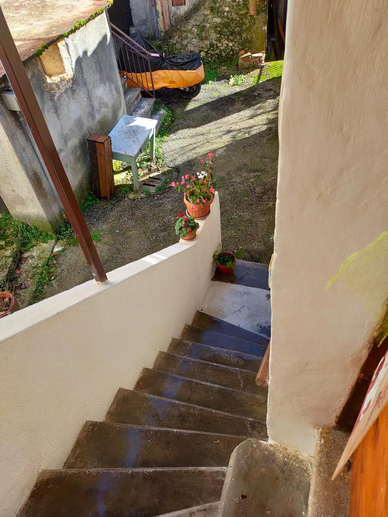 Monolocali Tra Rieti E E Del Salto *